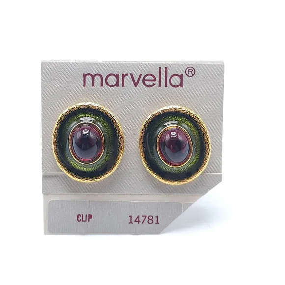 Marvella Vintage Clip-On Earrings Gold Tone Red Cab Green Enamel Christmas - Picture 1 of 4